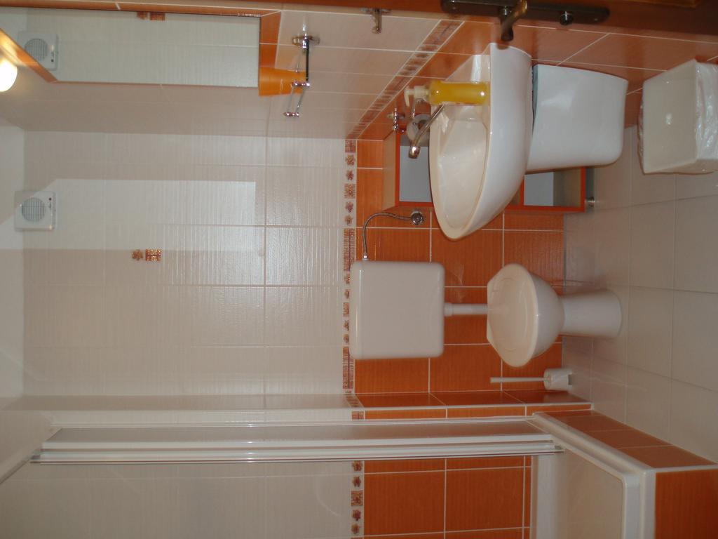 Hotel U Kapra Lázně Bělohrad Extérieur photo