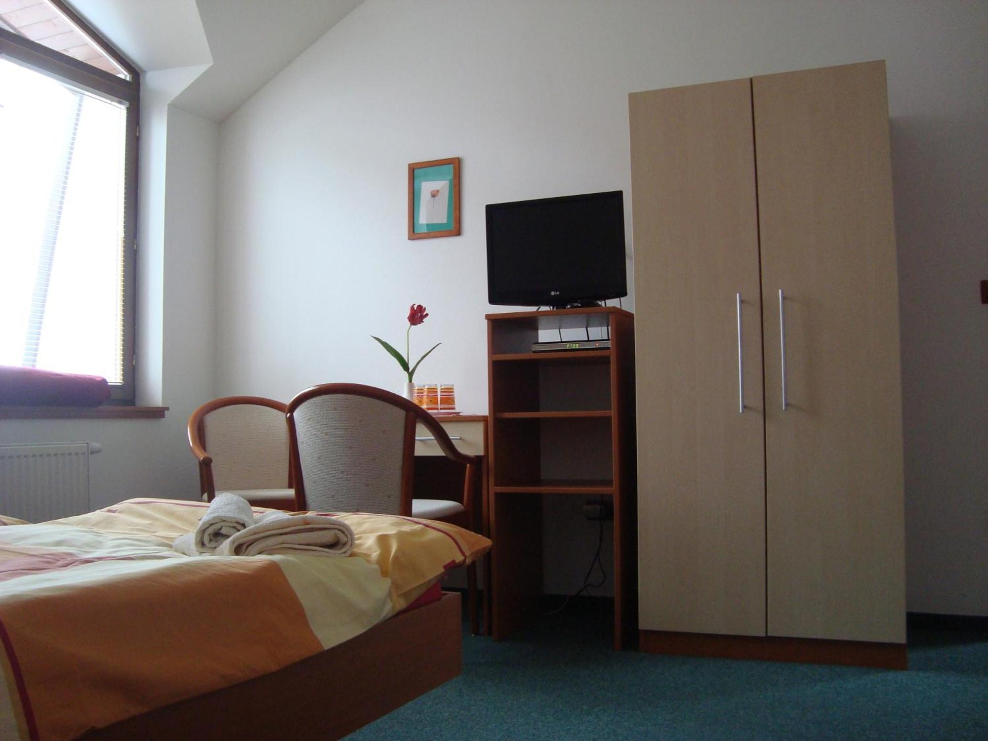 Hotel U Kapra Lázně Bělohrad Extérieur photo